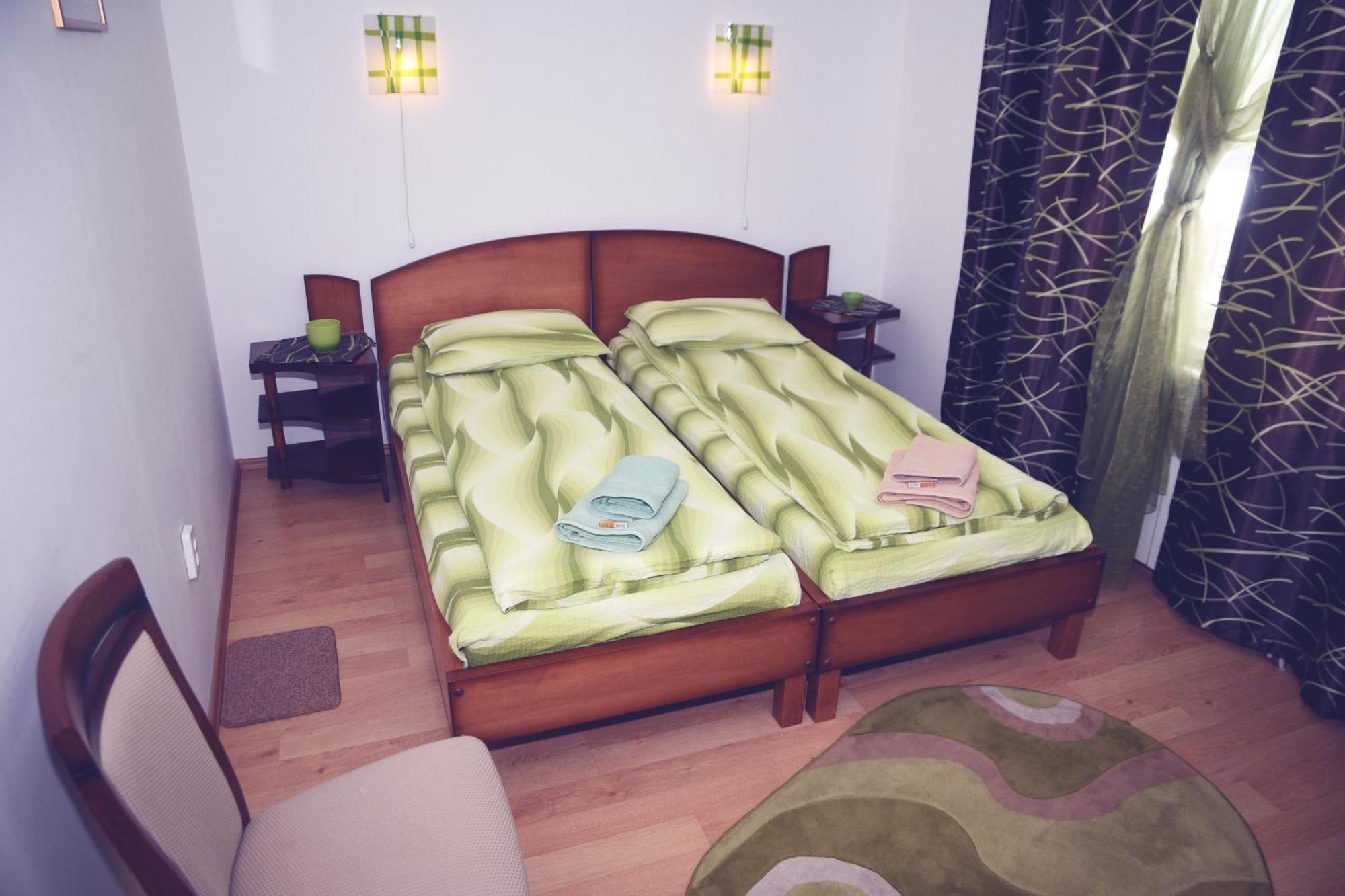 Pension Harmonia Miercurea Ciuc Zimmer foto