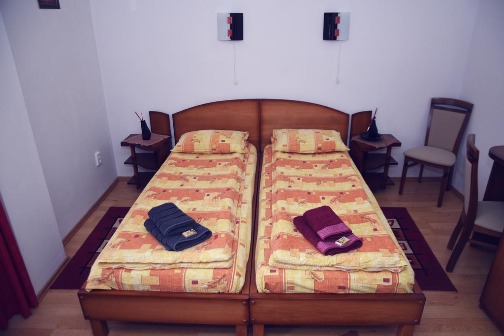 Pension Harmonia Miercurea Ciuc Exterior foto